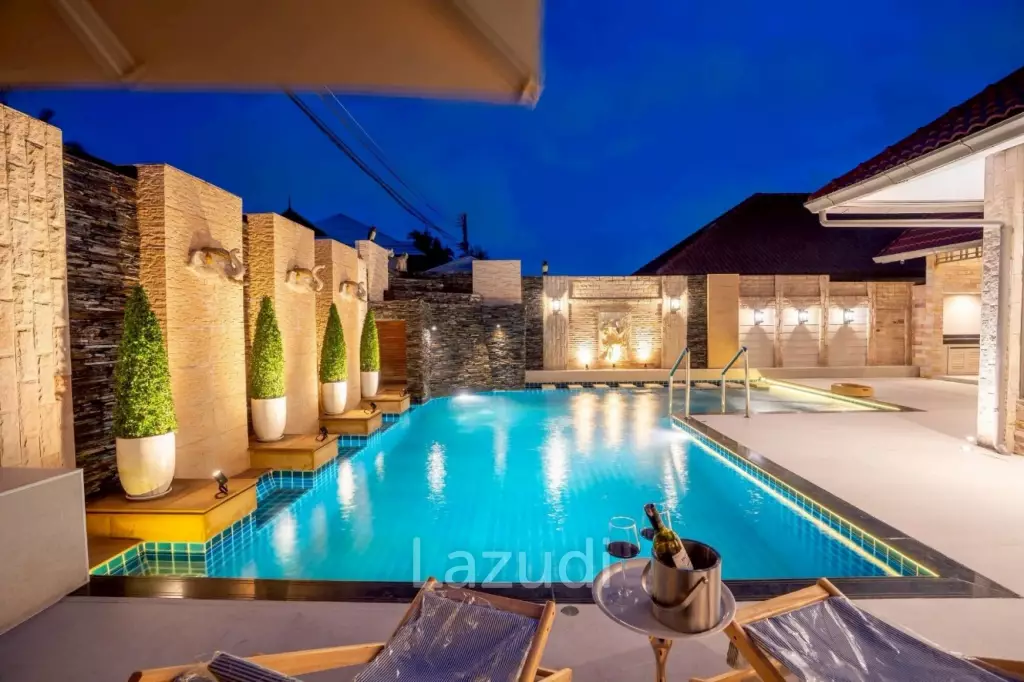 4 Beds 4 Baths 402 SQ.M. Luxury Homes In East Pattaya