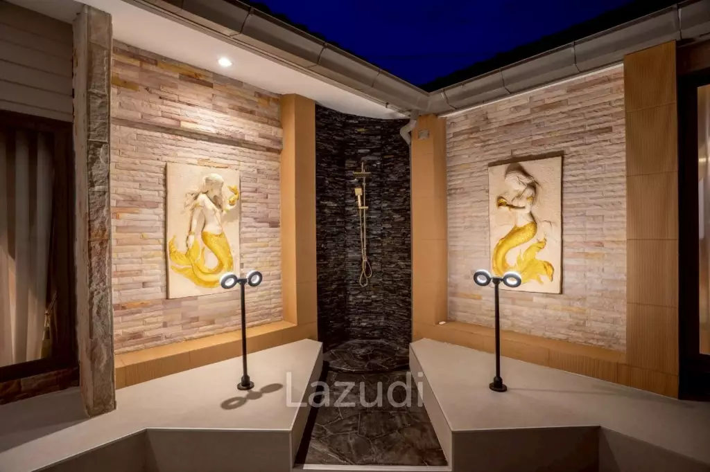 4 Beds 4 Baths 402 SQ.M. Luxury Homes In East Pattaya