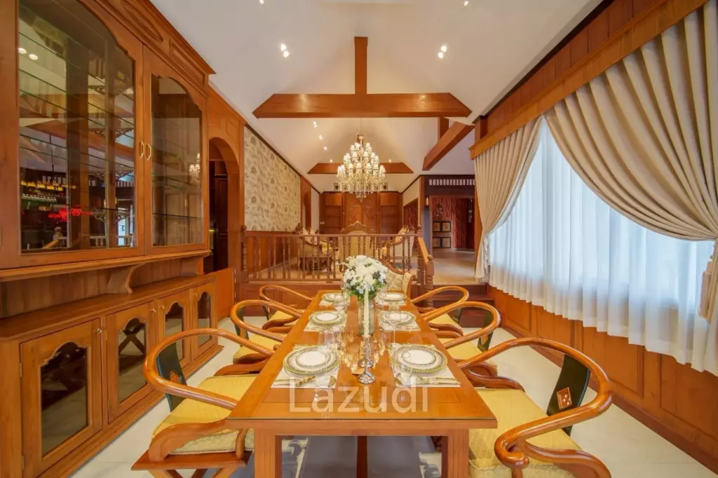 4 Beds 4 Baths 402 SQ.M. Luxury Homes In East Pattaya