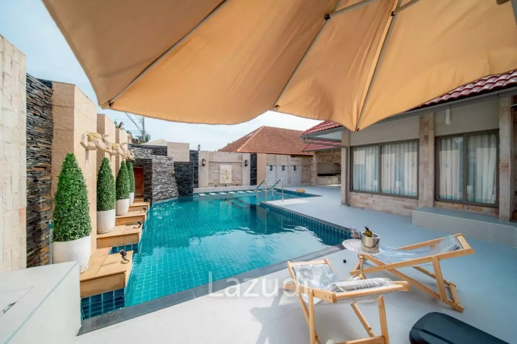 4 Beds 4 Baths 402 SQ.M. Luxury Homes In East Pattaya