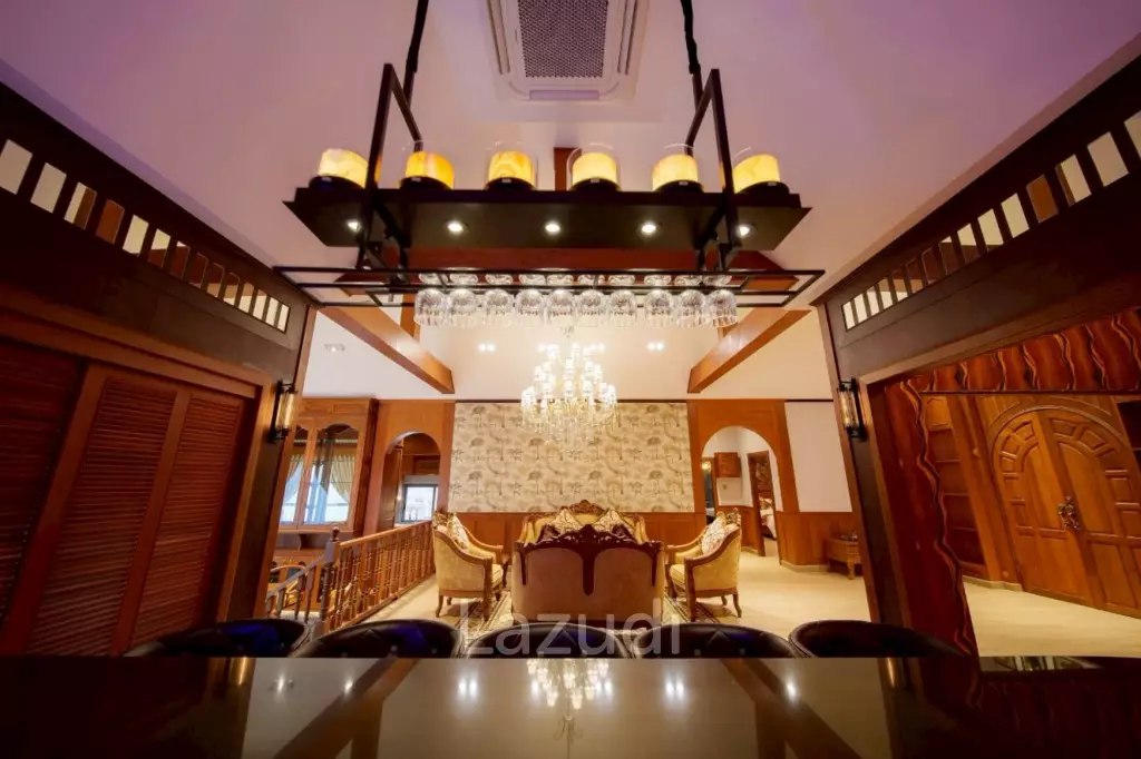 4 Beds 4 Baths 402 SQ.M. Luxury Homes In East Pattaya