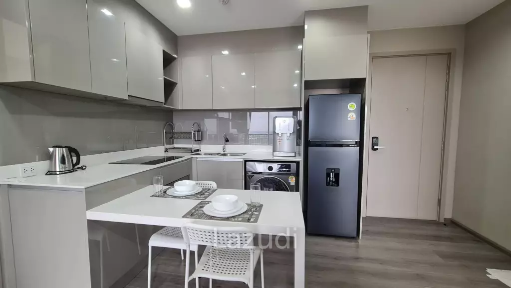 2 Bedroom 2 Bathroom 52.4 SQ.M The Politan Rive