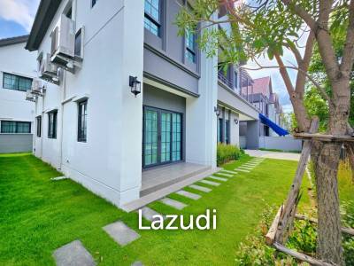 4 Bedroom 5 Bathroom 303 SQ.M Centro Bangna