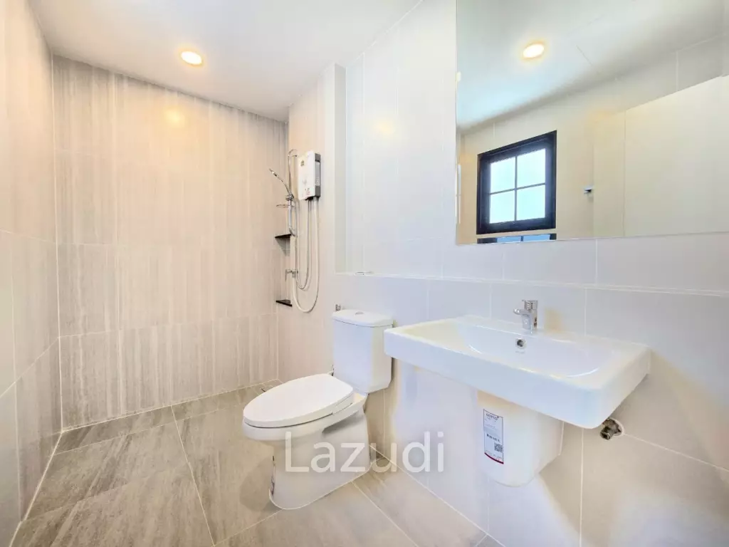 4 Bedroom 5 Bathroom 303 SQ.M Centro Bangna