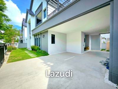 4 Bedroom 5 Bathroom 303 SQ.M Centro Bangna