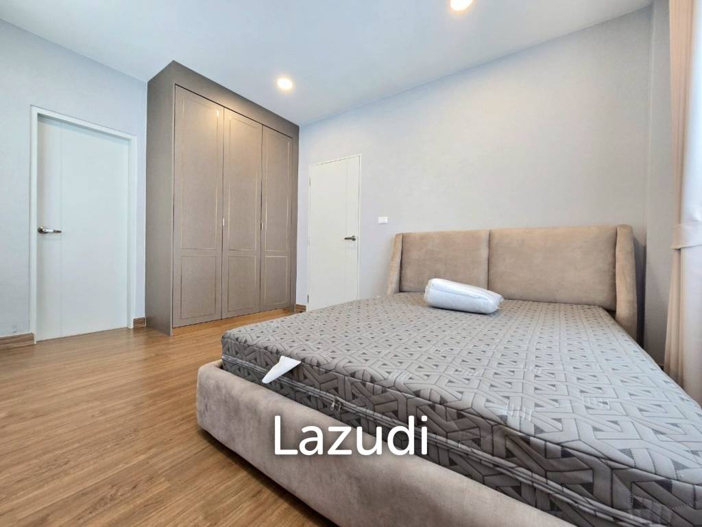 4 Bedroom 5 Bathroom 303 SQ.M Centro Bangna