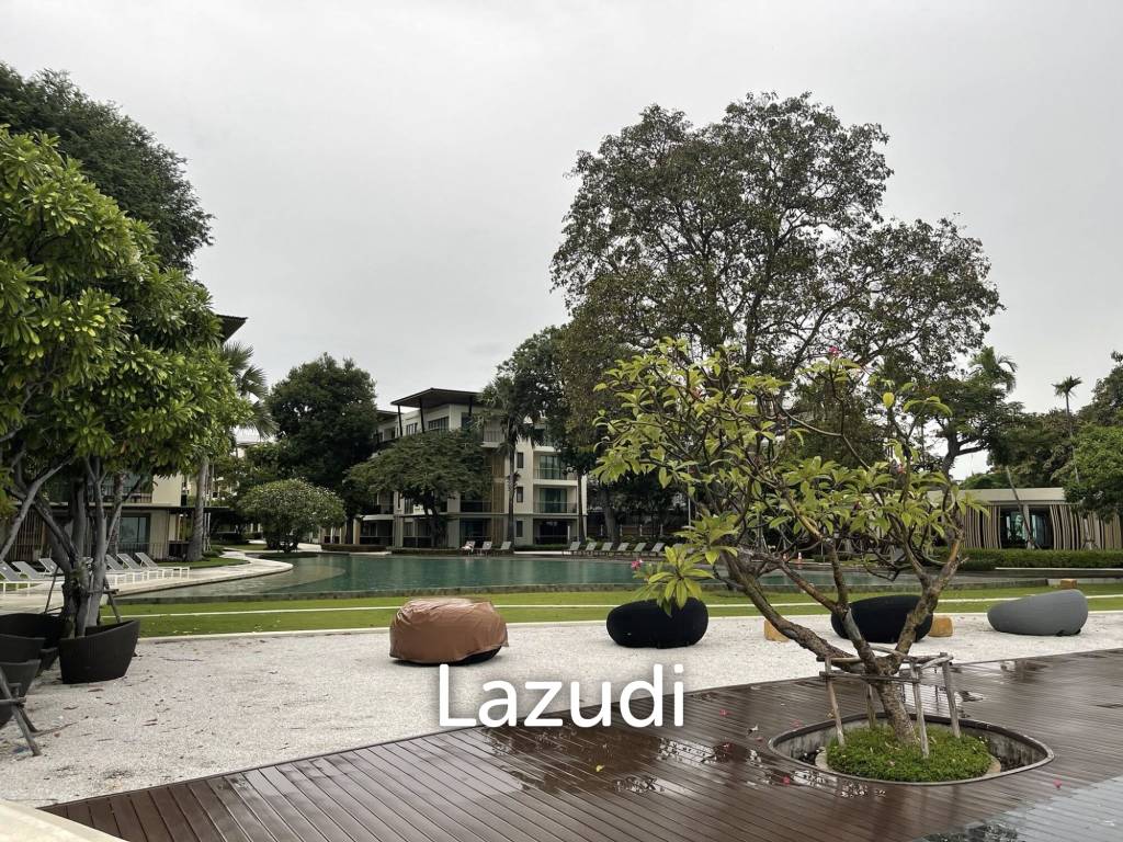 2 bed, 2 bath Condo - Beachfront with sea view & Pool view