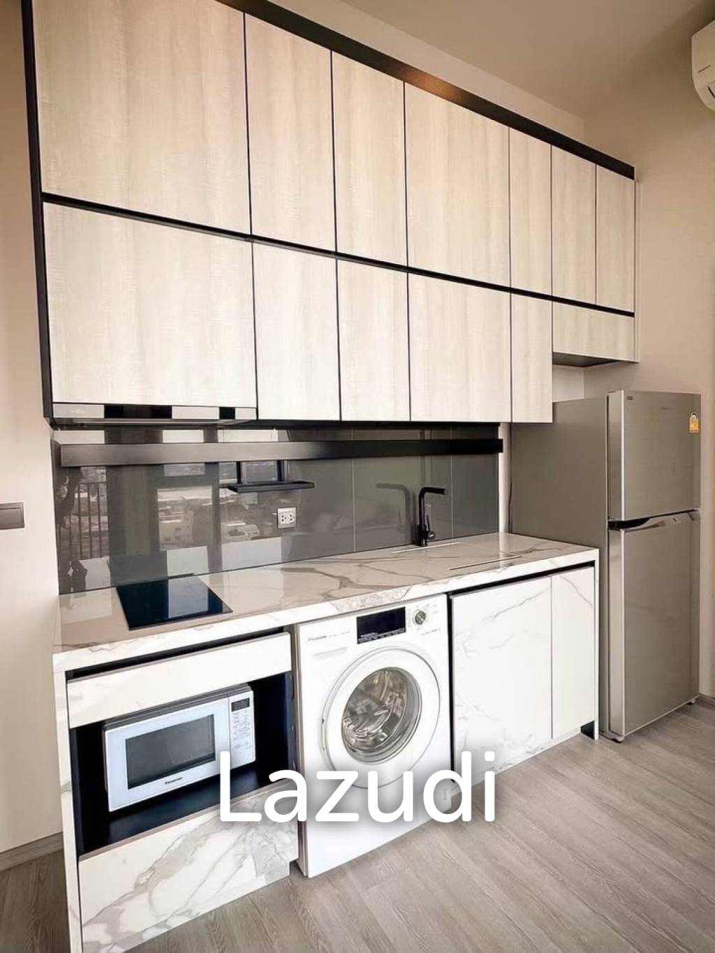 1 Bedroom 1 Bathroom 33 SQ.M The Line Sukhumvit 101