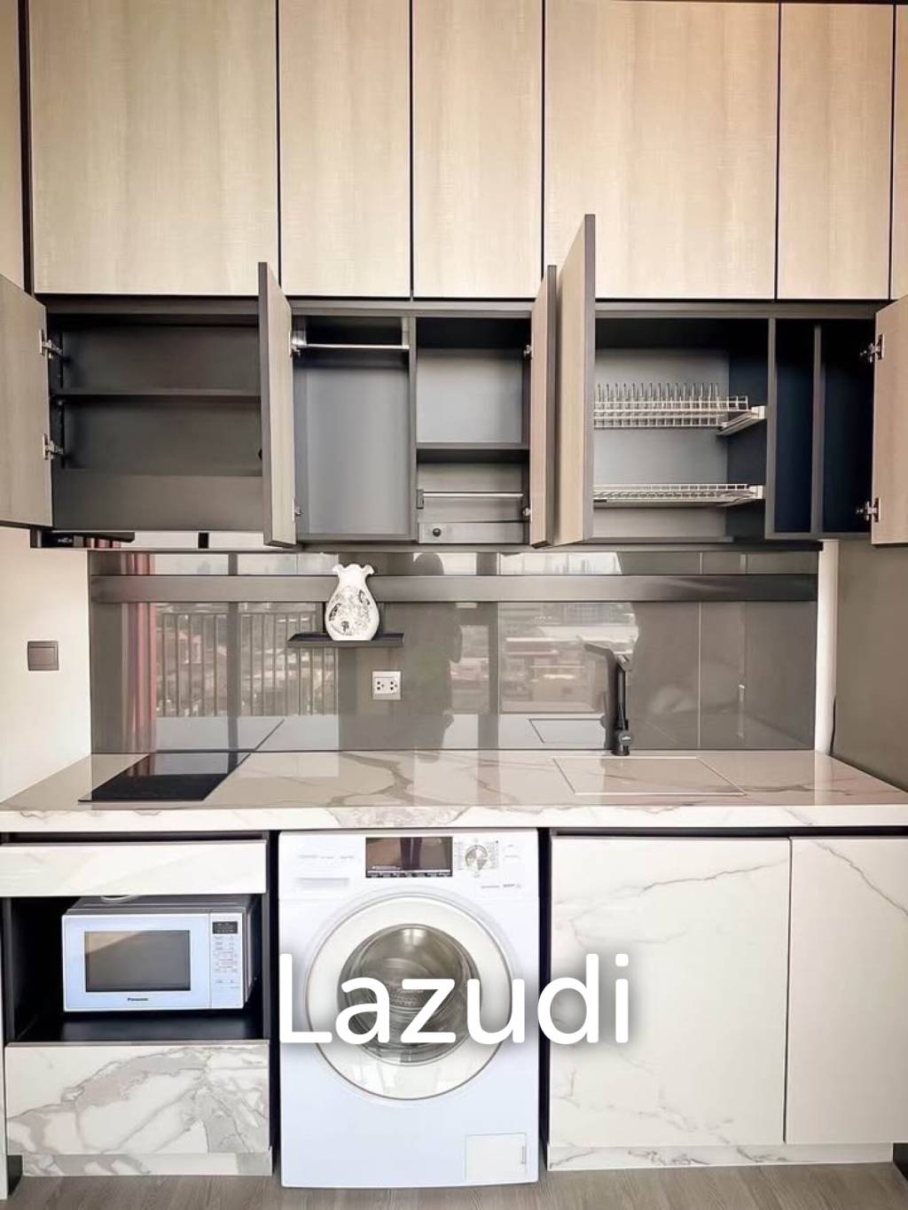 1 Bedroom 1 Bathroom 33 SQ.M The Line Sukhumvit 101