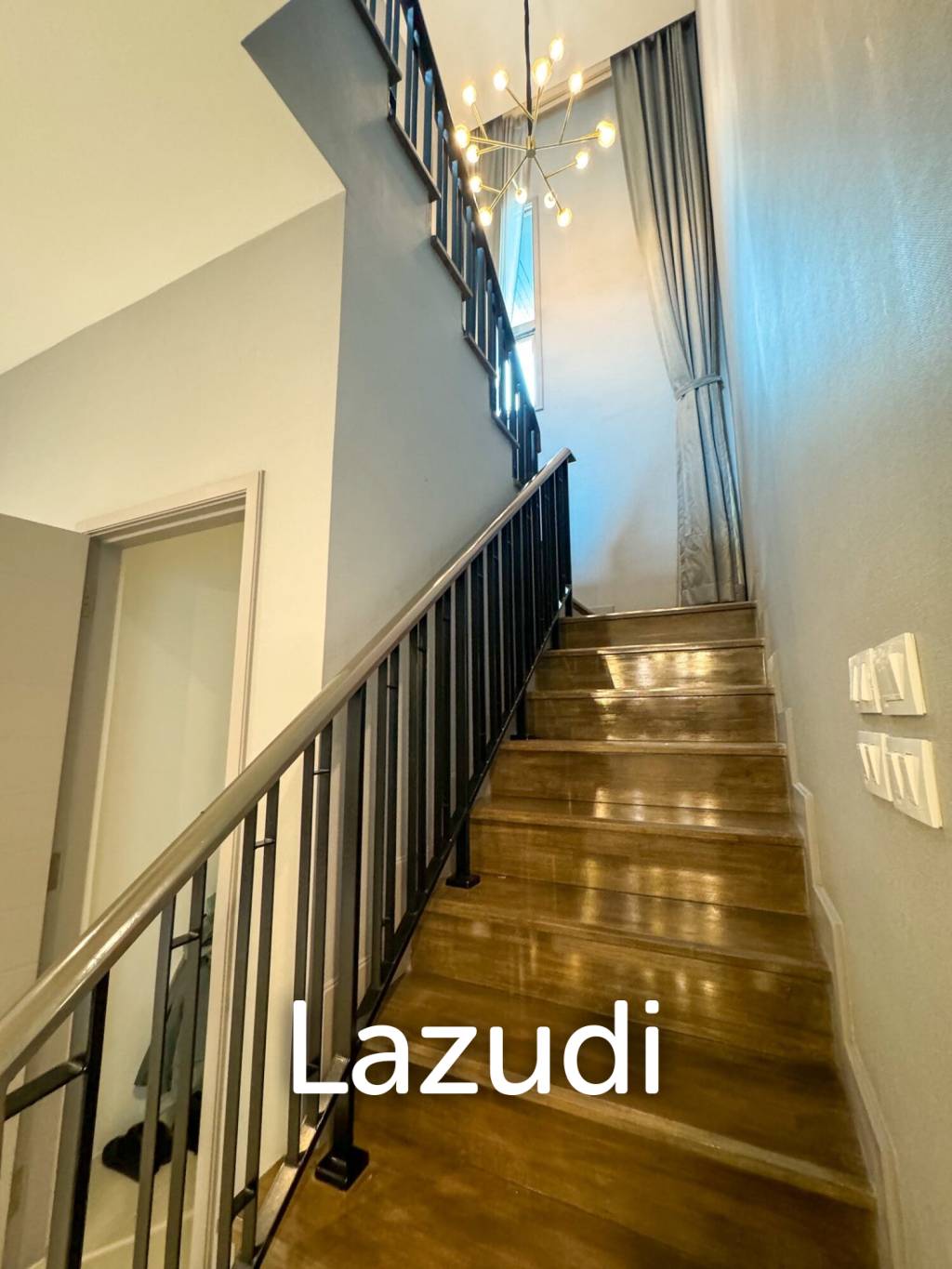 Luxury Detached House in Bangkok Boulevard, Ladprao–Serithai