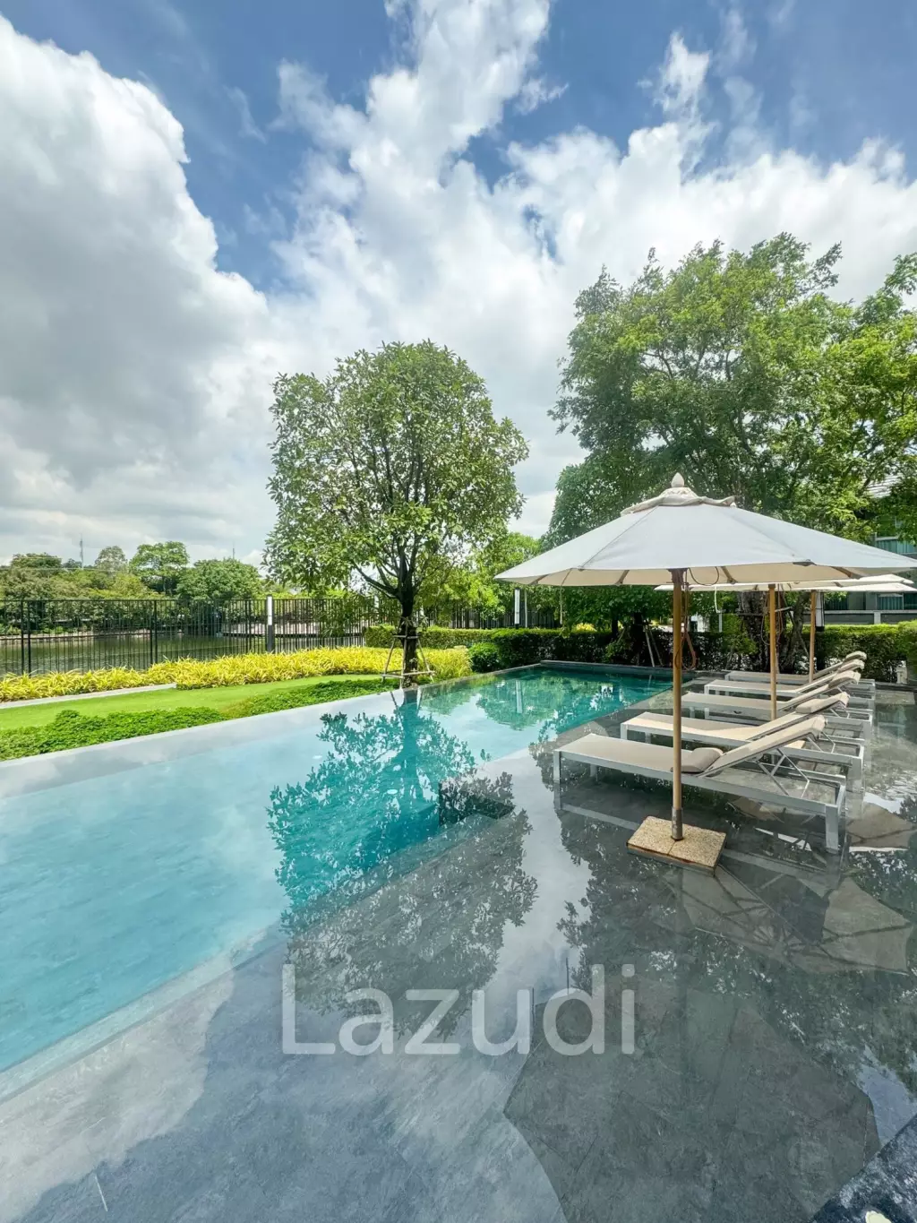 Luxury Detached House in Bangkok Boulevard, Ladprao–Serithai