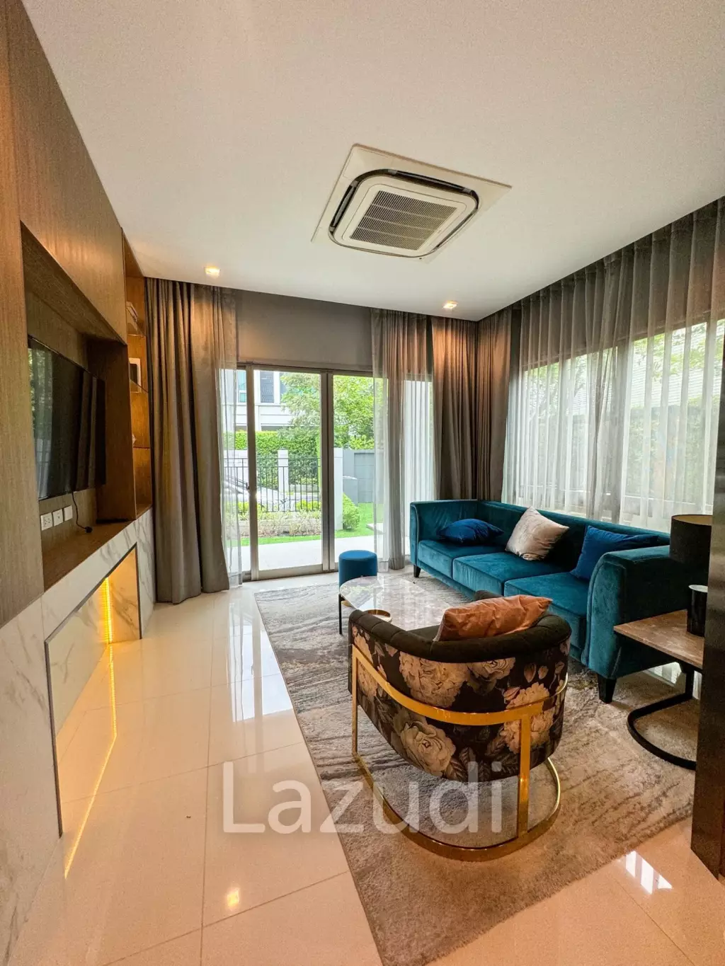 Luxury Detached House in Bangkok Boulevard, Ladprao–Serithai