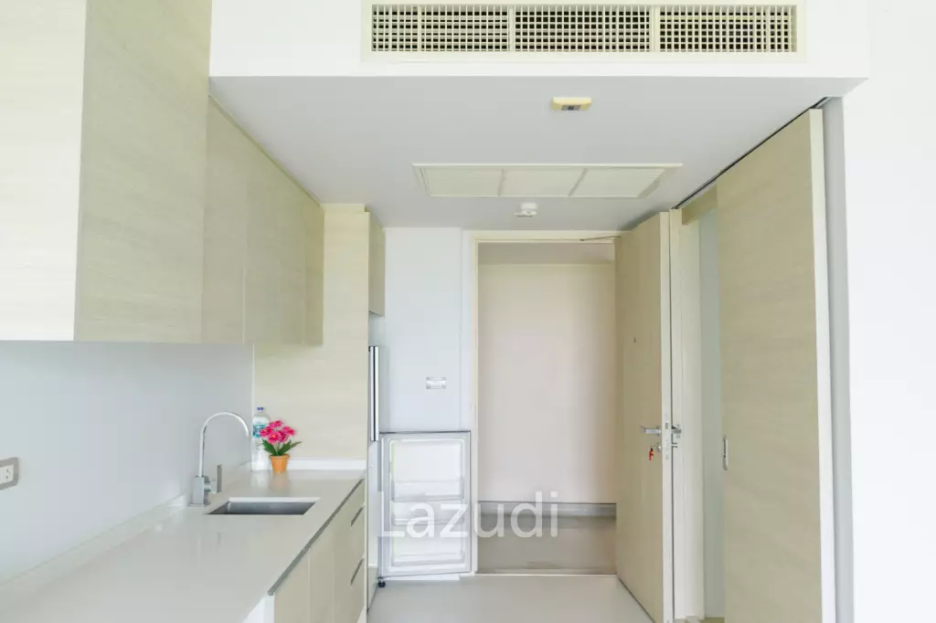 THE SANCTUARY CONDO : 1 BED BEACHFRONT CONDO AT TAKIAB