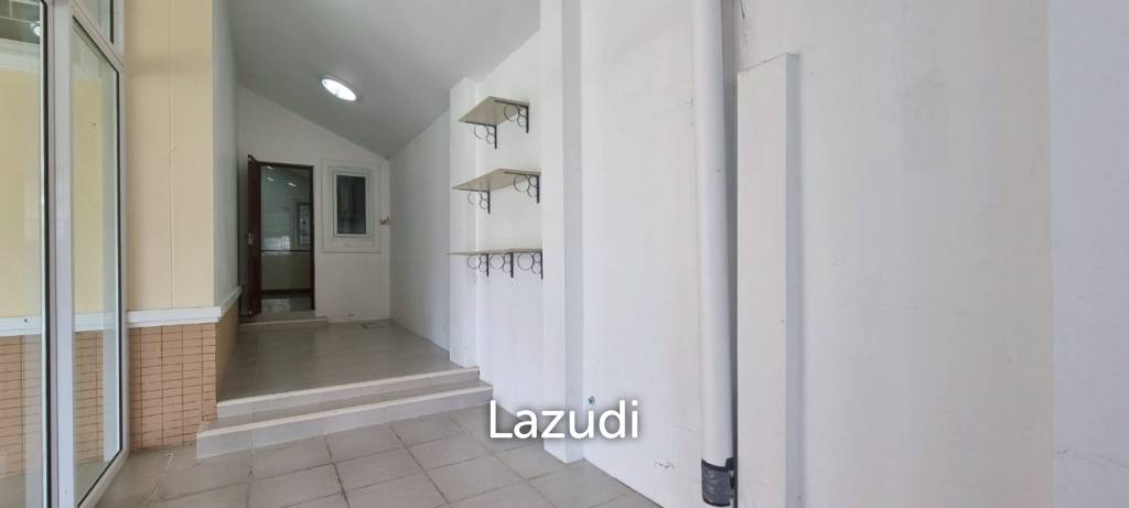 3 Beds 2 Baths 170 SQ.M. Chok Chai Village 10