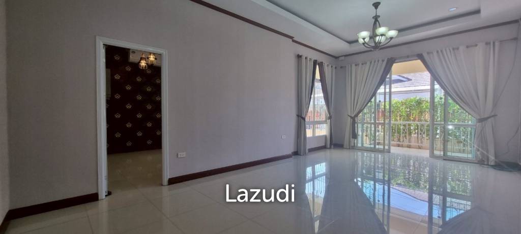3 Beds 2 Baths 170 SQ.M. Chok Chai Village 10