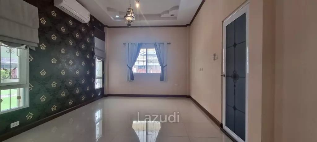 3 Beds 2 Baths 170 SQ.M. Chok Chai Village 10