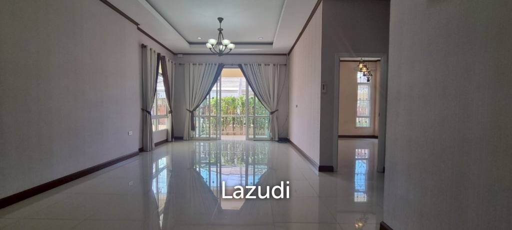 3 Beds 2 Baths 170 SQ.M. Chok Chai Village 10