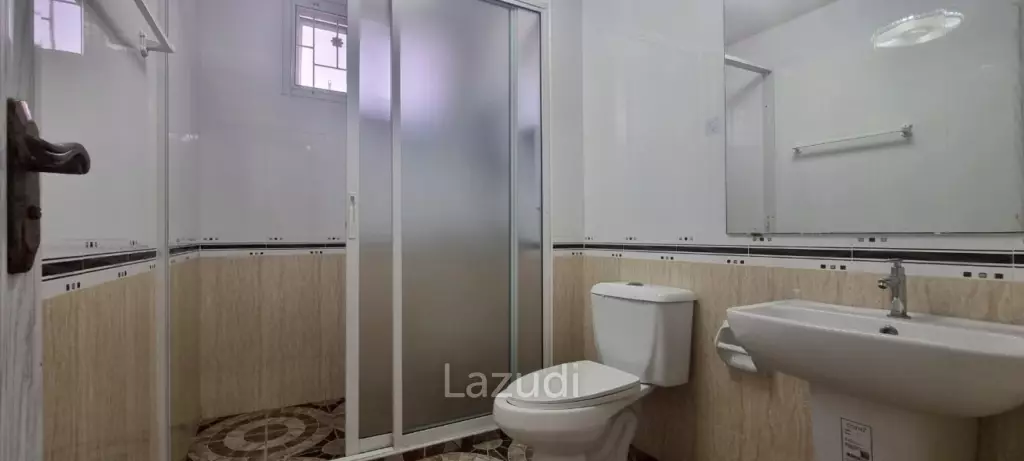 3 Beds 2 Baths 170 SQ.M. Chok Chai Village 10