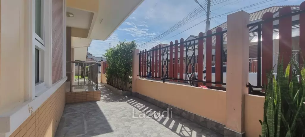 3 Beds 2 Baths 170 SQ.M. Chok Chai Village 10