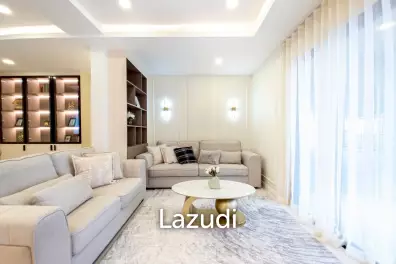 5 Beds 4 Baths 450 SQ.M. Villa In Thepprasit
