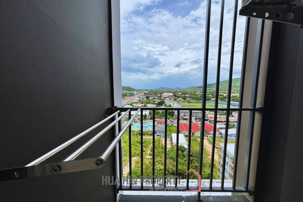 Elegant 14th Floor Condo in Baan Kiang Fah Hua Hin