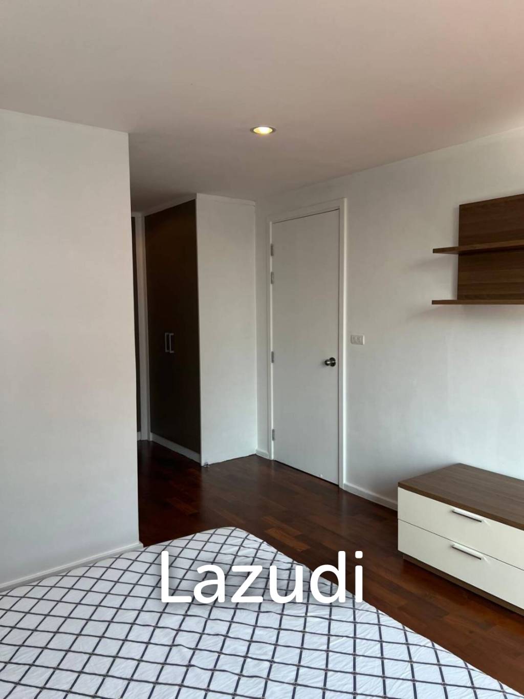 2 Bedroom 2 Bathroom 80 Sq.m Siri On 8