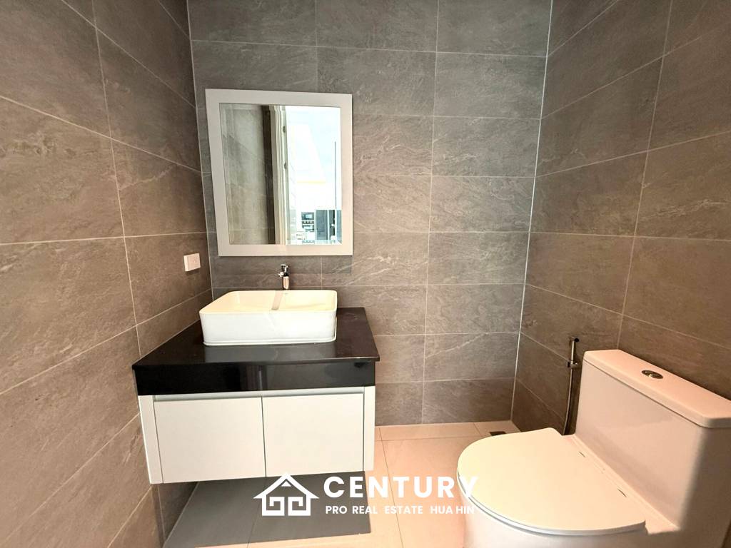 650 ตร.ม 3 เตียง 3 อาบน้ำ วิลล่า For ขาย