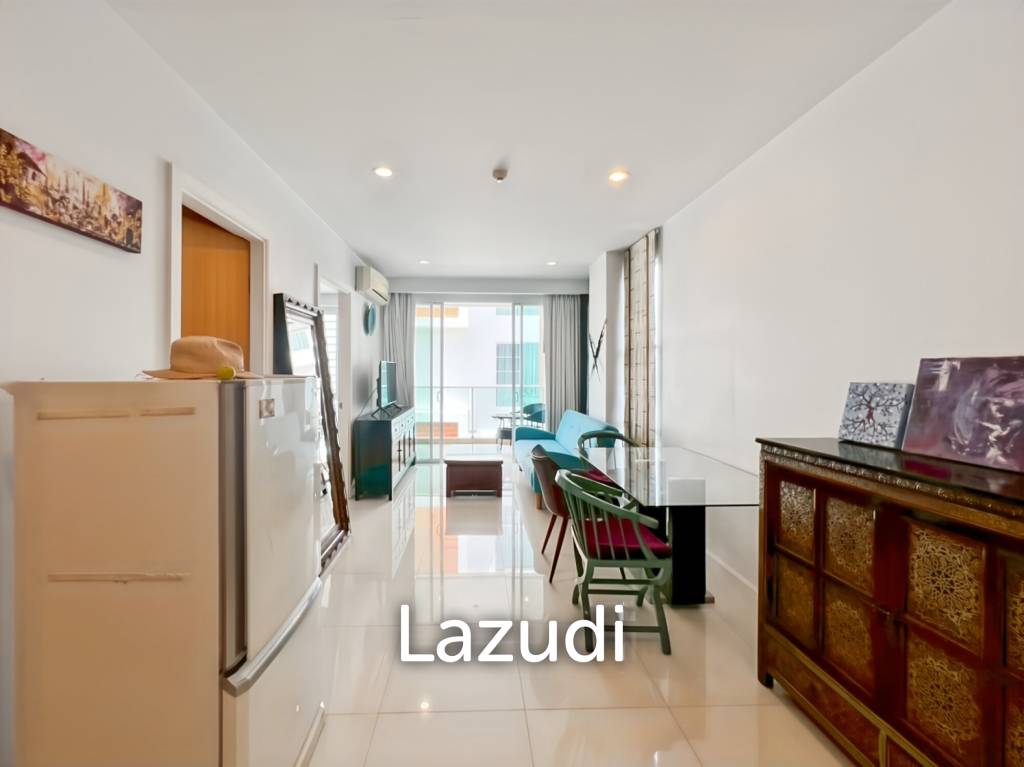 The Breeze Condo - Spacious 1-Bedroom Corner Unit