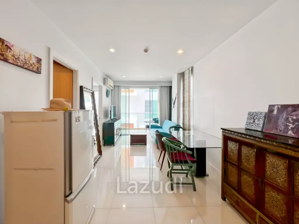 The Breeze Condo - Spacious 1-Bedroom Corner Unit