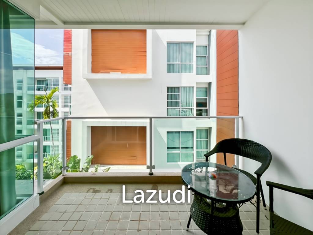 The Breeze Condo - Spacious 1-Bedroom Corner Unit