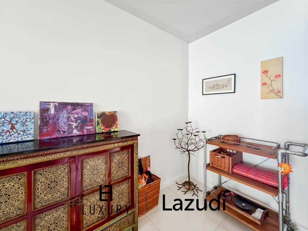 The Breeze Condo - Spacious 1-Bedroom Corner Unit