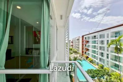 The Breeze Condo - Spacious 1-Bedroom Corner Unit