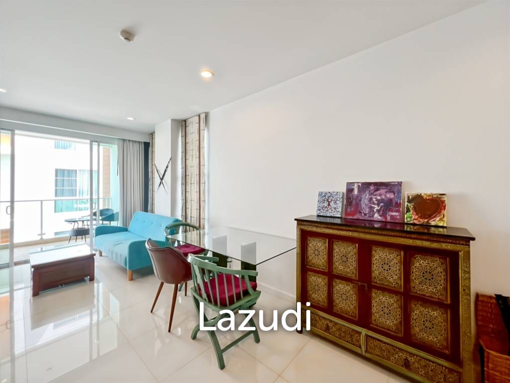 The Breeze Condo - Spacious 1-Bedroom Corner Unit
