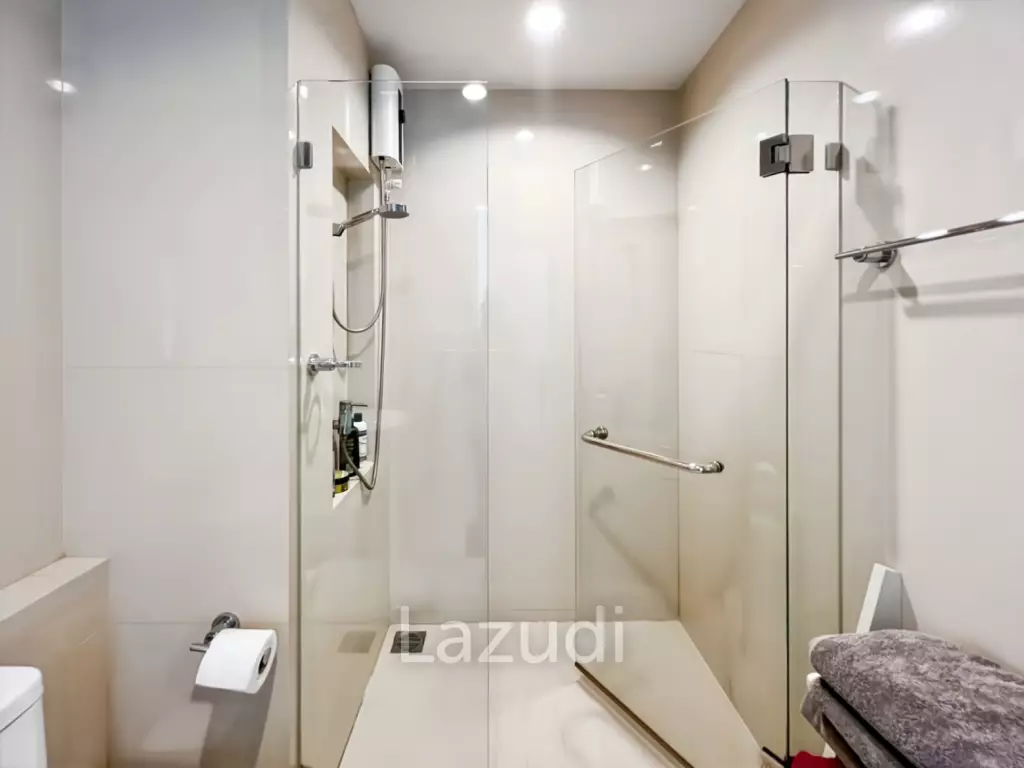 The Breeze Condo - Spacious 1-Bedroom Corner Unit