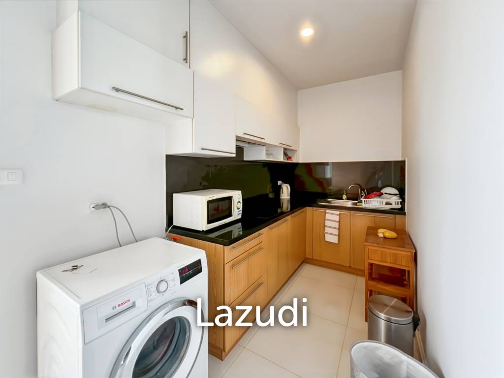The Breeze Condo - Spacious 1-Bedroom Corner Unit