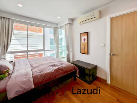 The Breeze Condo - Spacious 1-Bedroom Corner Unit