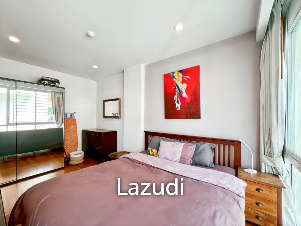 The Breeze Condo - Spacious 1-Bedroom Corner Unit