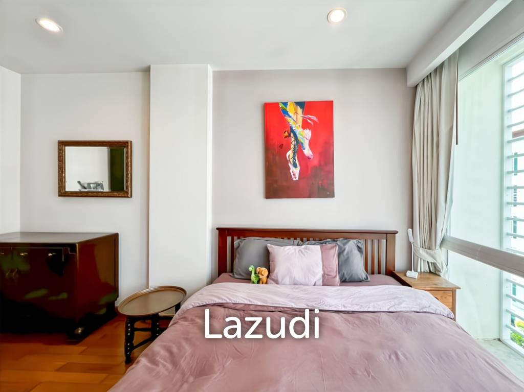 The Breeze Condo - Spacious 1-Bedroom Corner Unit