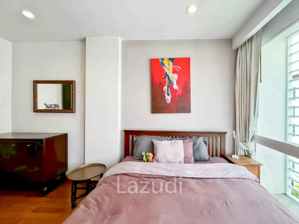 The Breeze Condo - Spacious 1-Bedroom Corner Unit