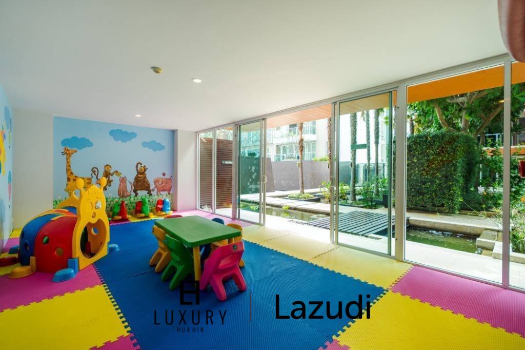 The Breeze Condo - Spacious 1-Bedroom Corner Unit