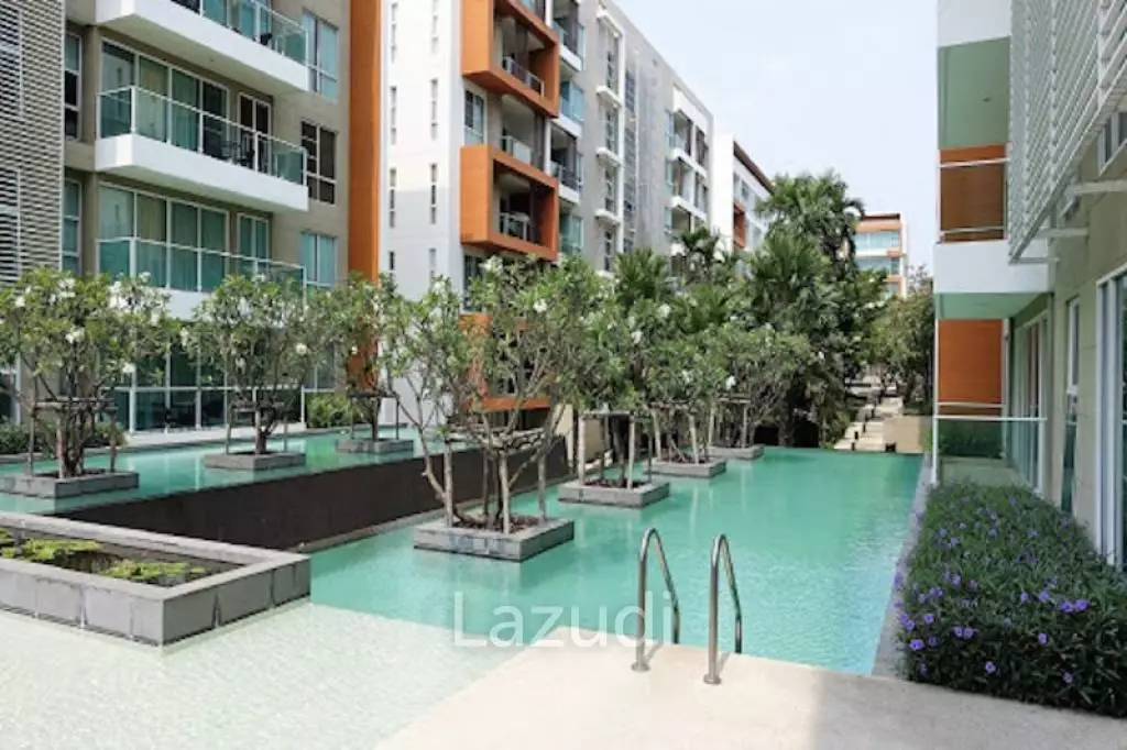 The Breeze Condo - Spacious 1-Bedroom Corner Unit