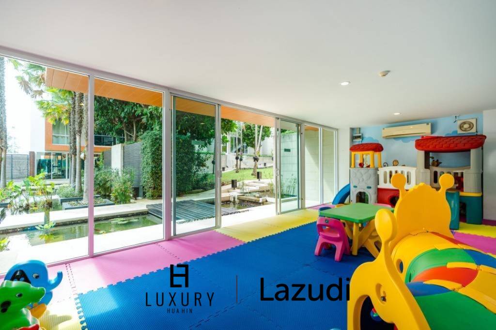 The Breeze Condo - Spacious 1-Bedroom Corner Unit