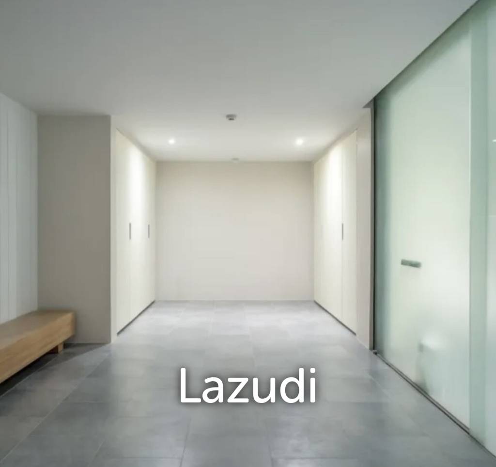 1,936 ตร.ม 5 เตียง 5 อาบน้ำ วิลล่า For ขาย