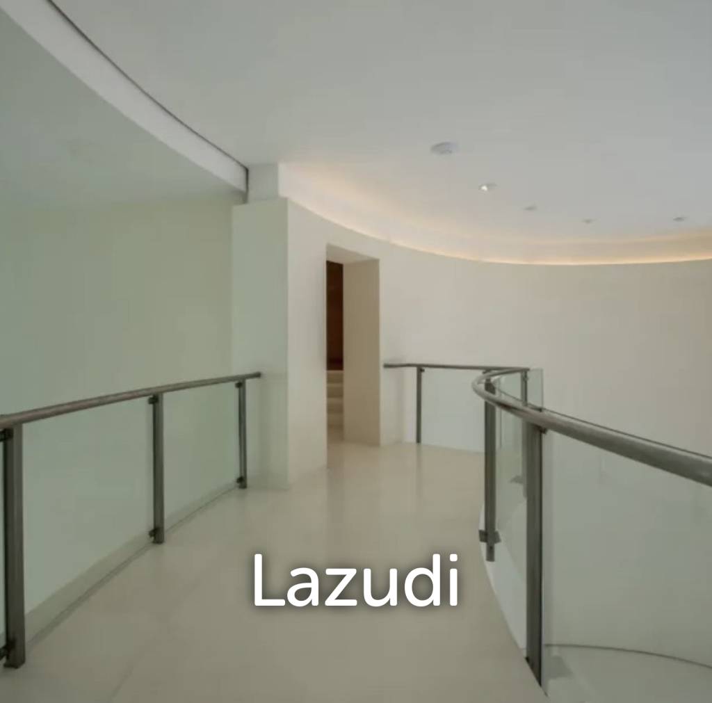 1,936 ตร.ม 5 เตียง 5 อาบน้ำ วิลล่า For ขาย