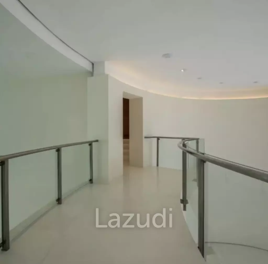 SUNSKY VILLA HUA HIN  : 5 bed beachfront resort style