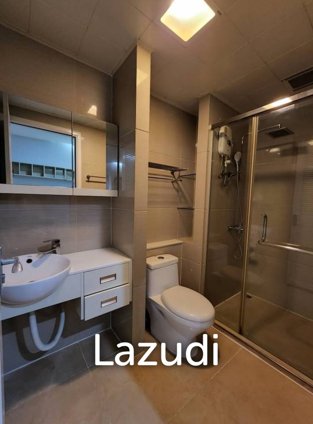 2 Bed 1 Bath 60 SQ.M TC Green Rama 9
