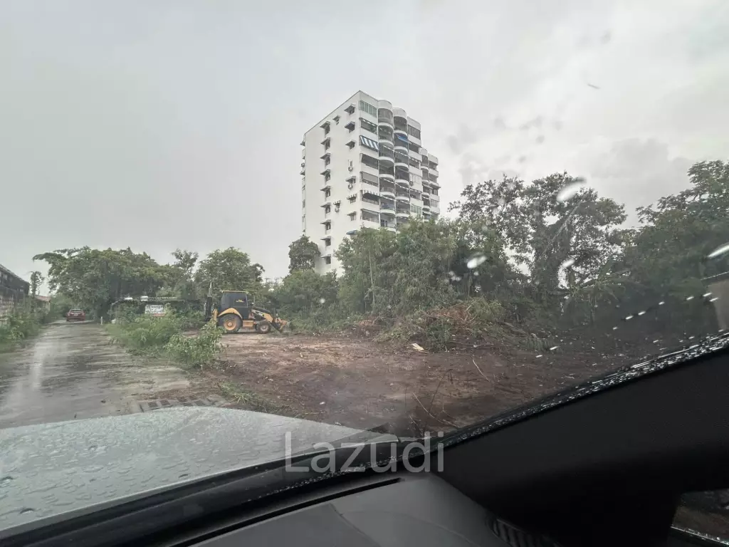 1,000 SQ.M. Land for Sale In Chaiyaphruek