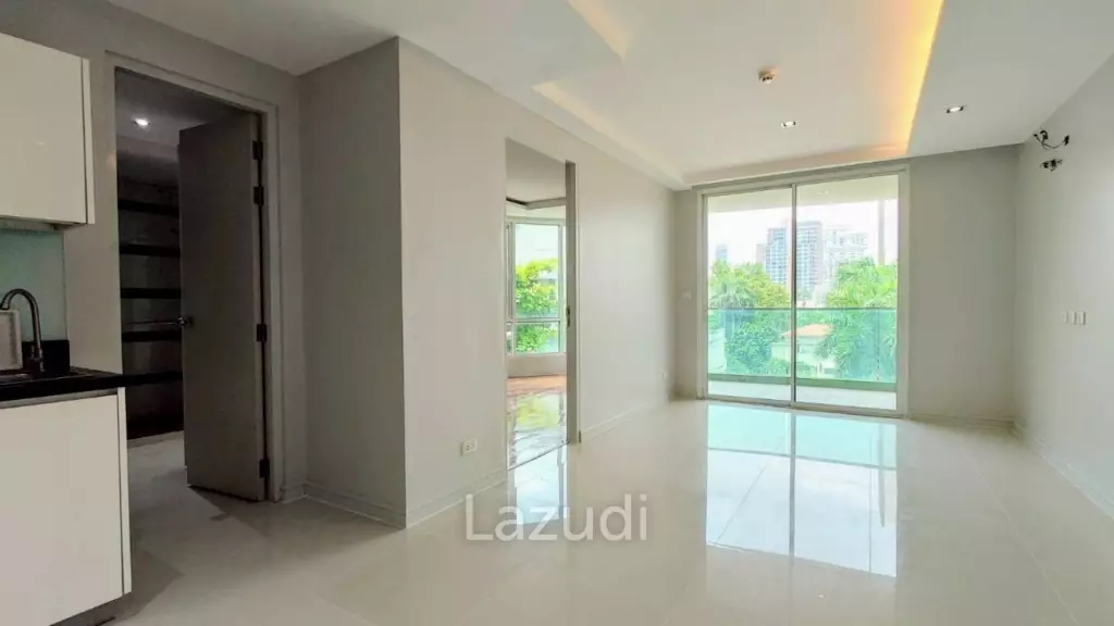 1 Bedroom 1 Bathroom 50 Sq.m Beverly 33