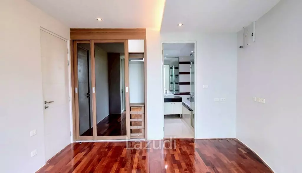 1 Bedroom 1 Bathroom 50 Sq.m Beverly 33