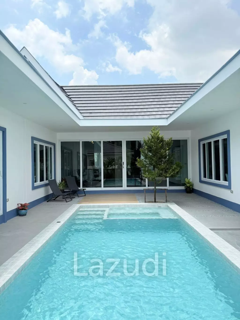 5 Bedrooms 5 Bathrooms 260 SQ.M. Araya Home